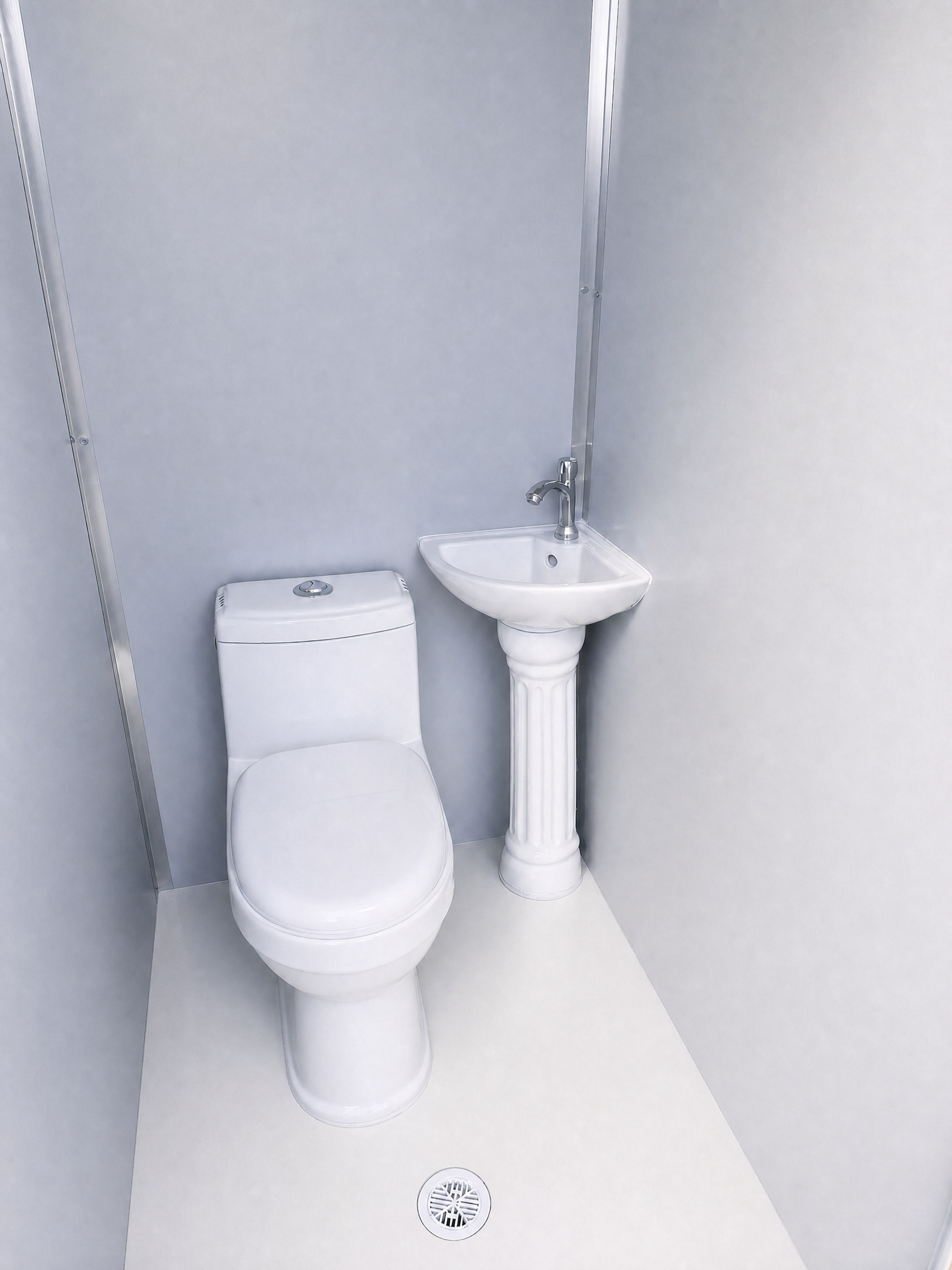 Cabines sanitaires, cabines WC 1,3 × 1,1 m