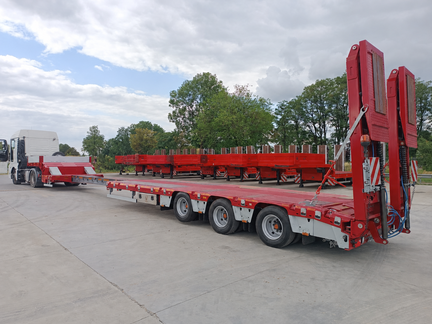SEMI-REMORQUE SURBAISSÉE KOMODO 3 ESSIEUX EXTENSIBLE + 6 M