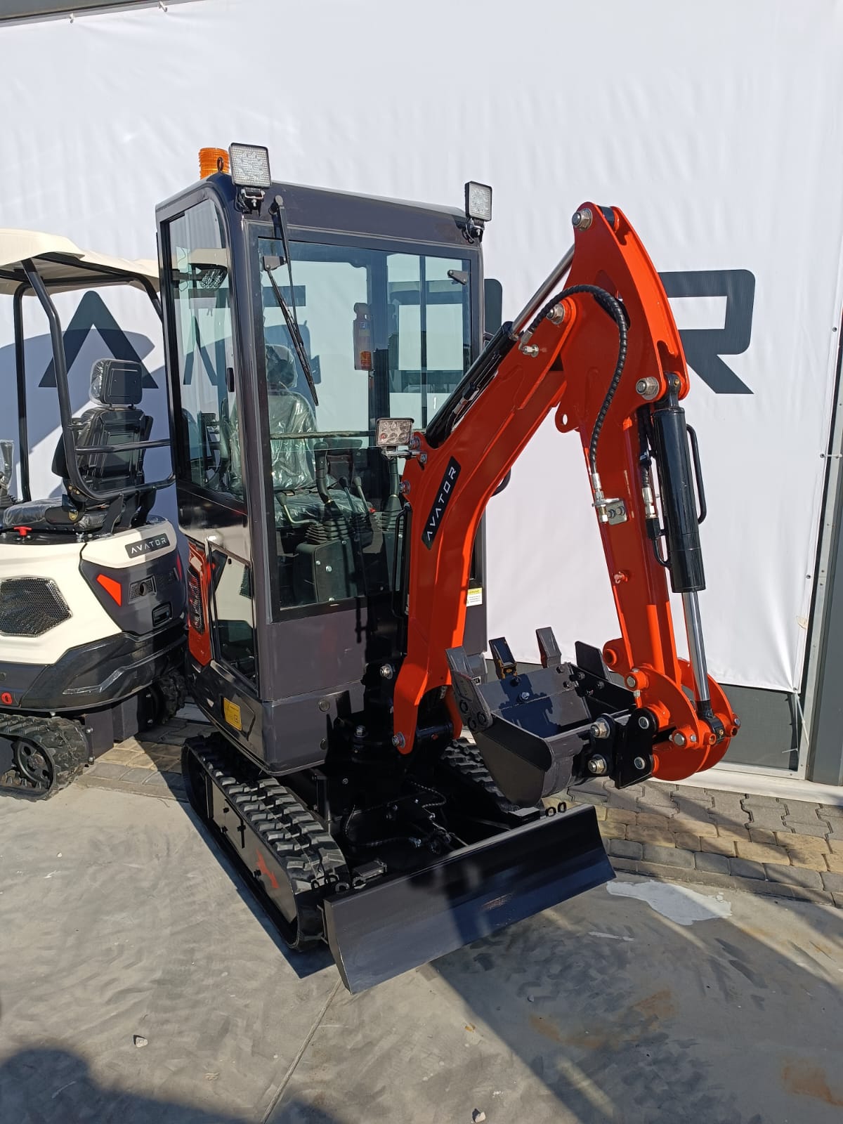 AVATOR SW 10