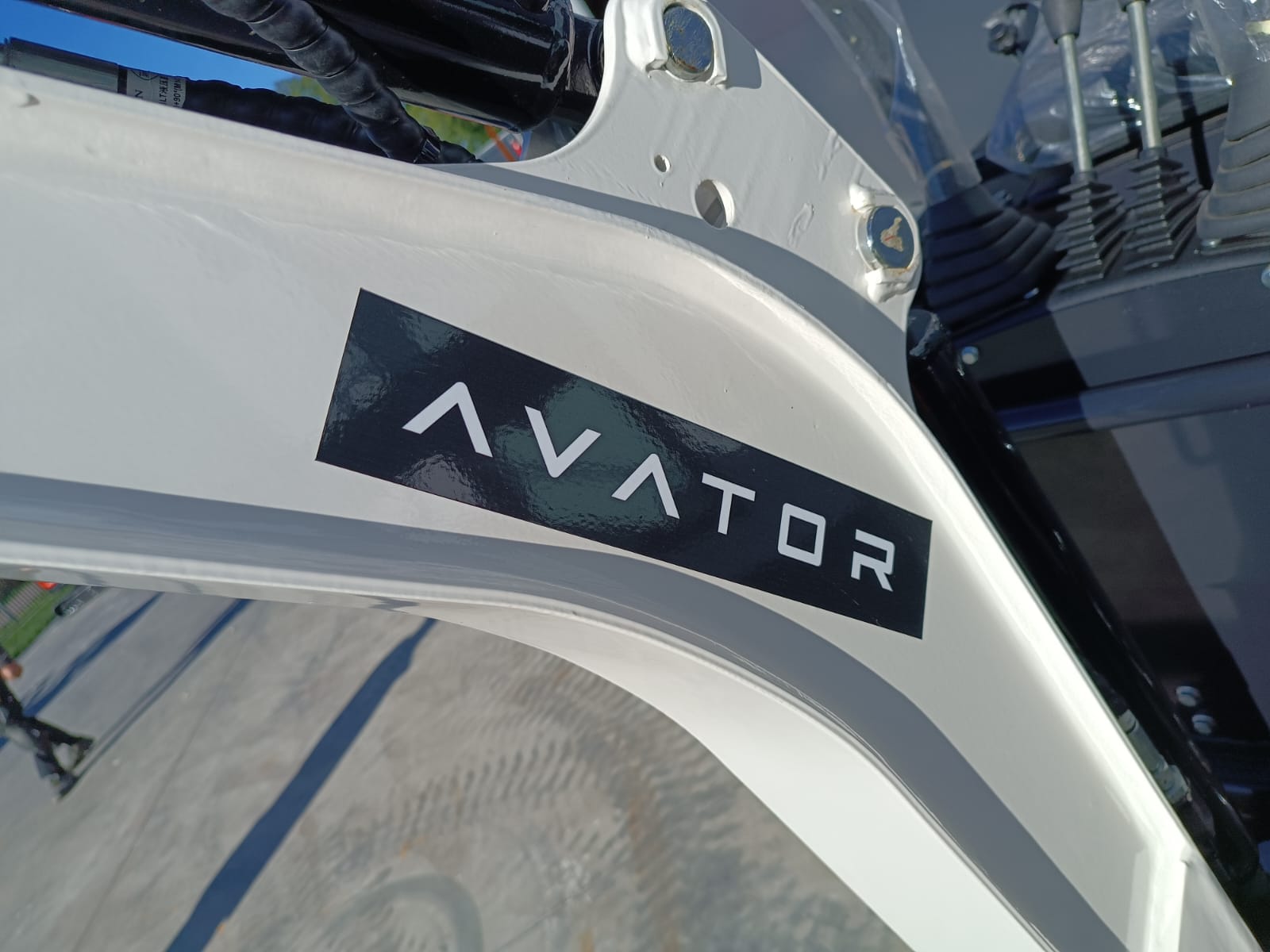 AVATOR SW10 sans cabine