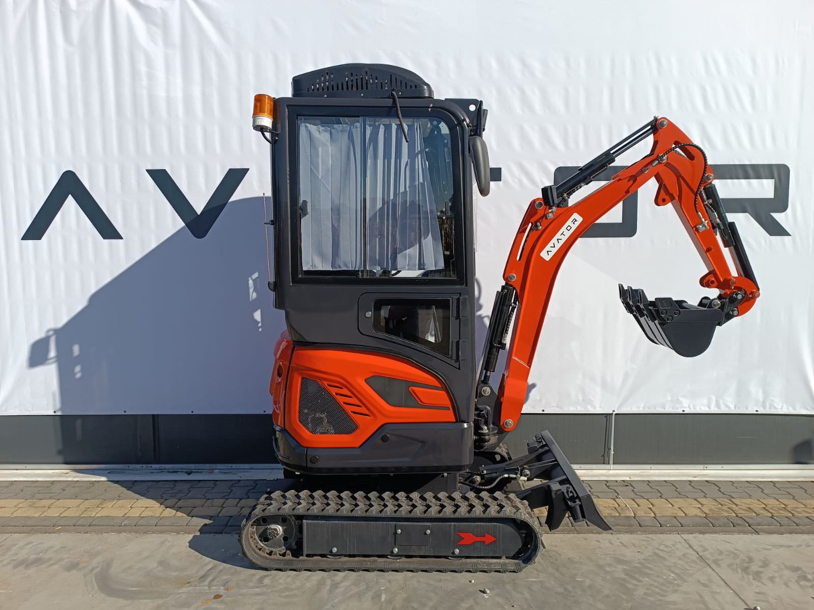 AVATOR SW 18 MAX