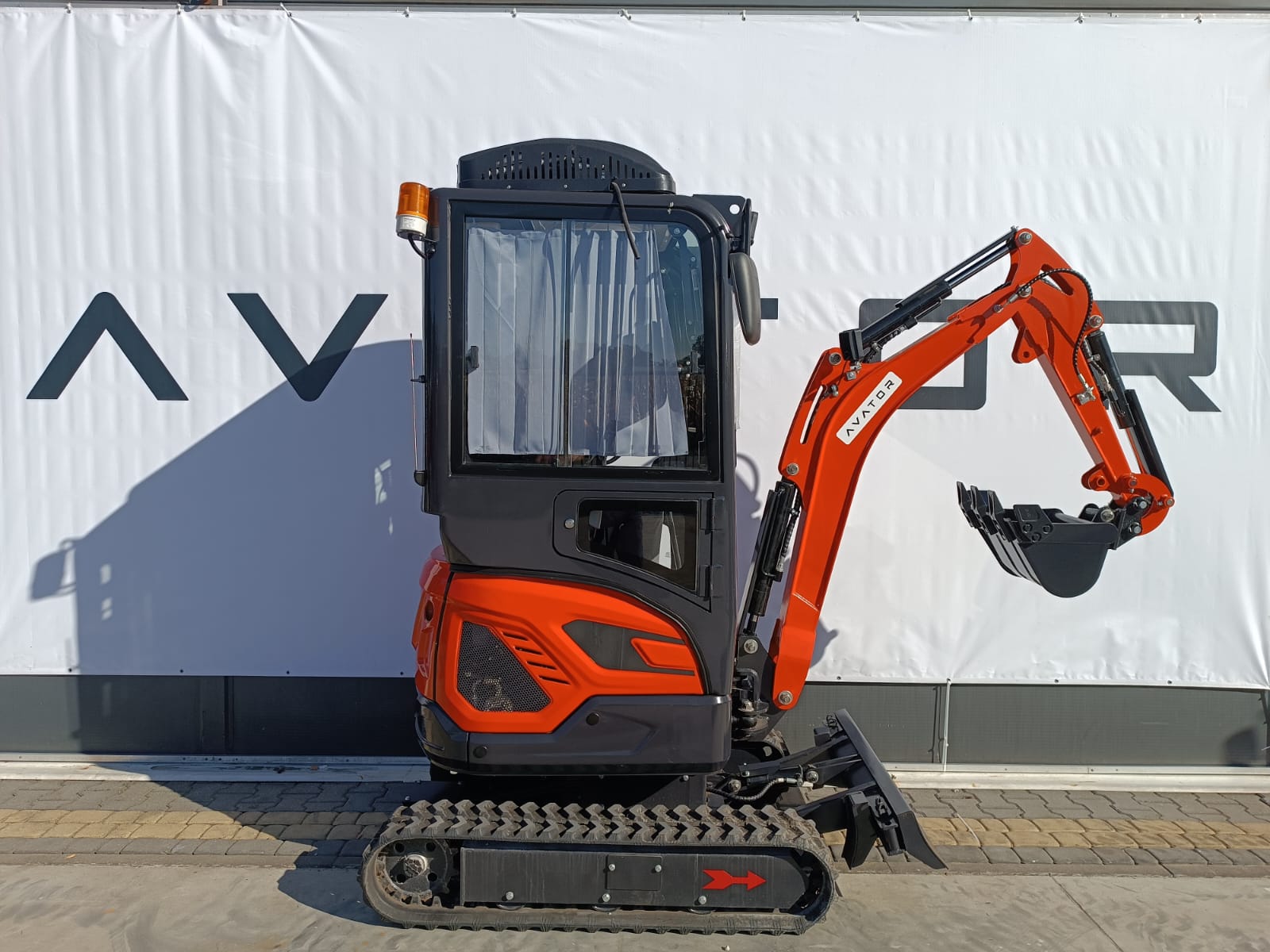 AVATOR SW 18 MAX