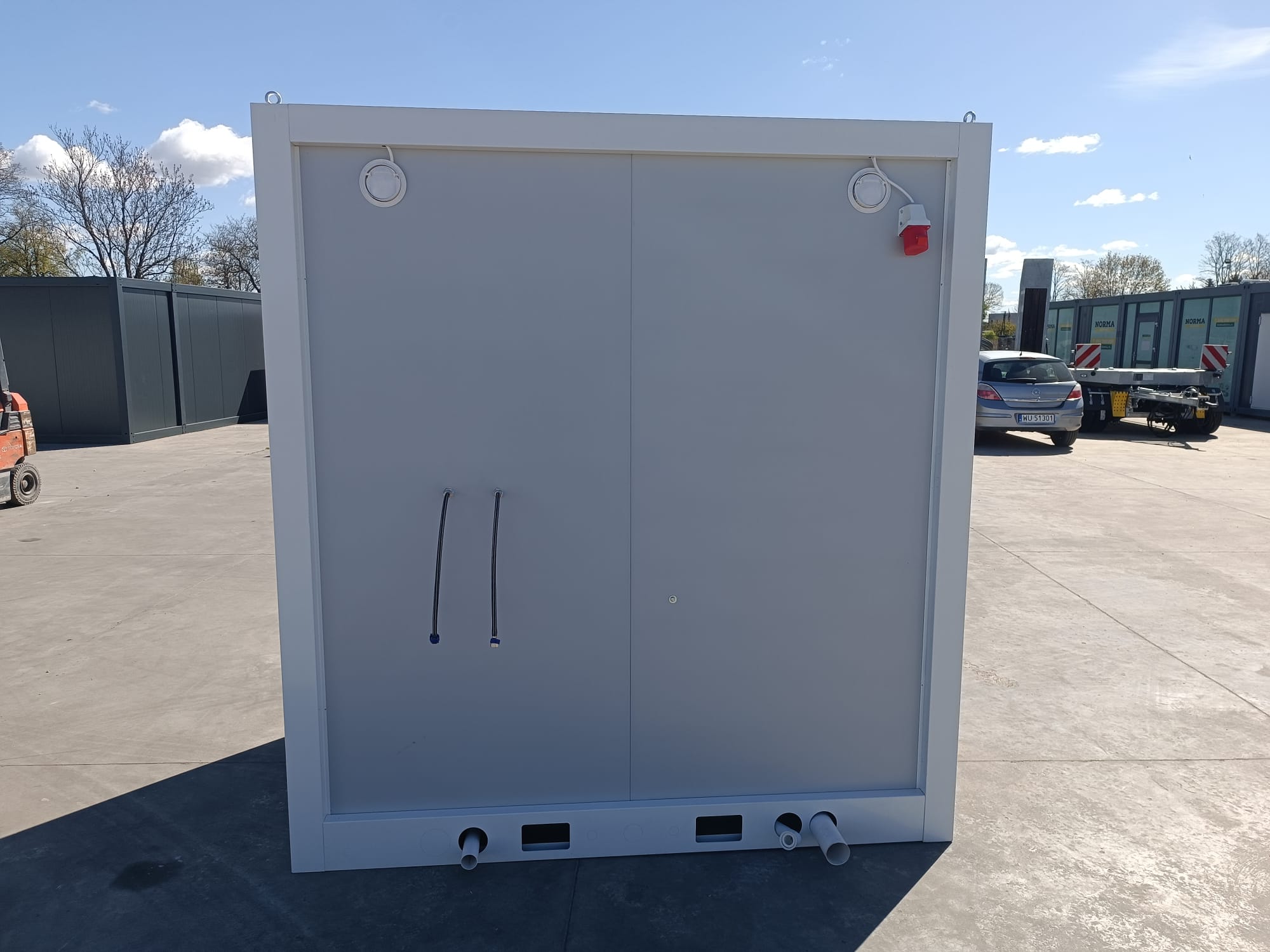 Cabines sanitaires, cabines WC avec douche, 1,3 × 2,1 m
