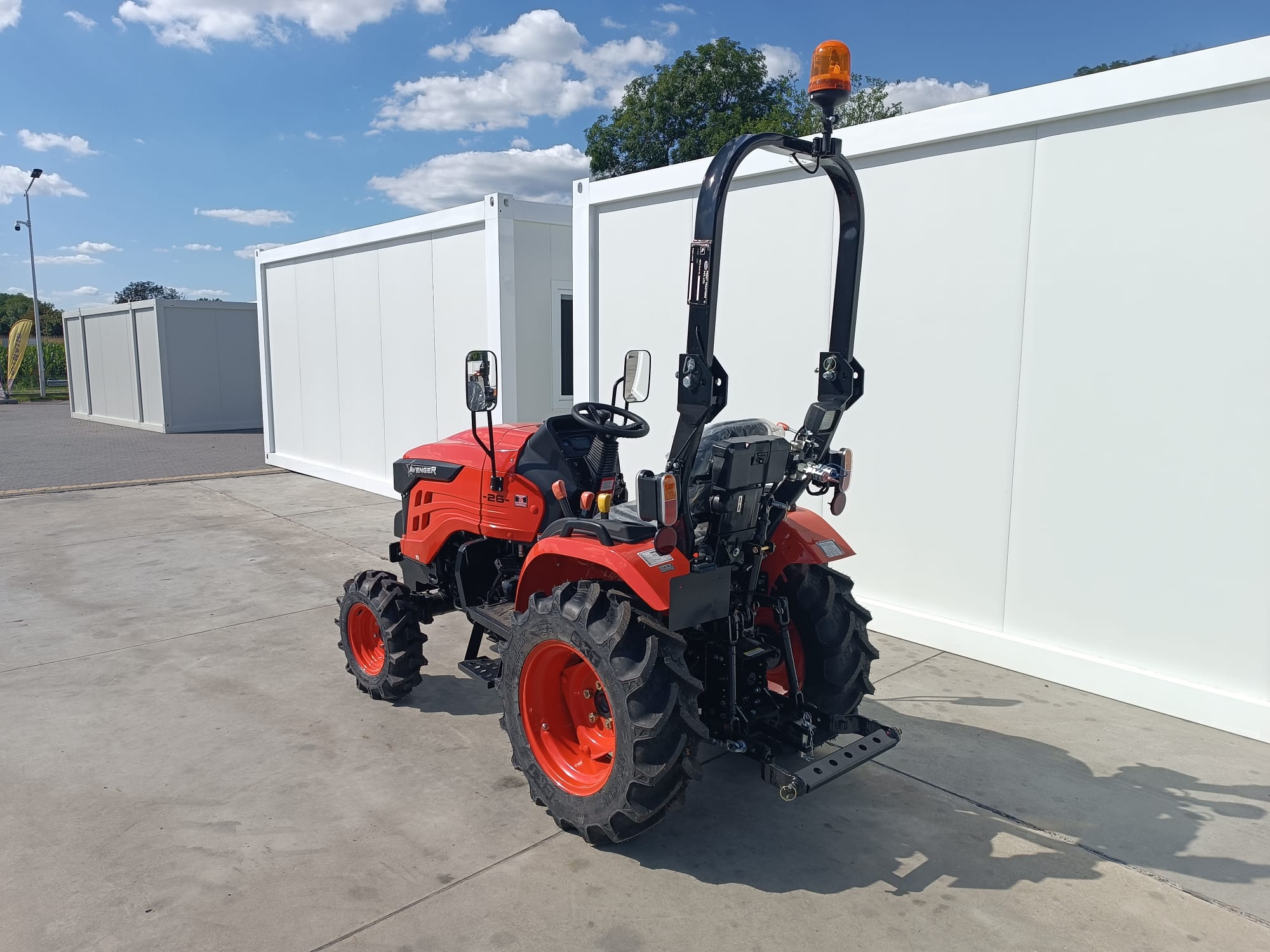 MINI TRACTEUR AVENGER 26