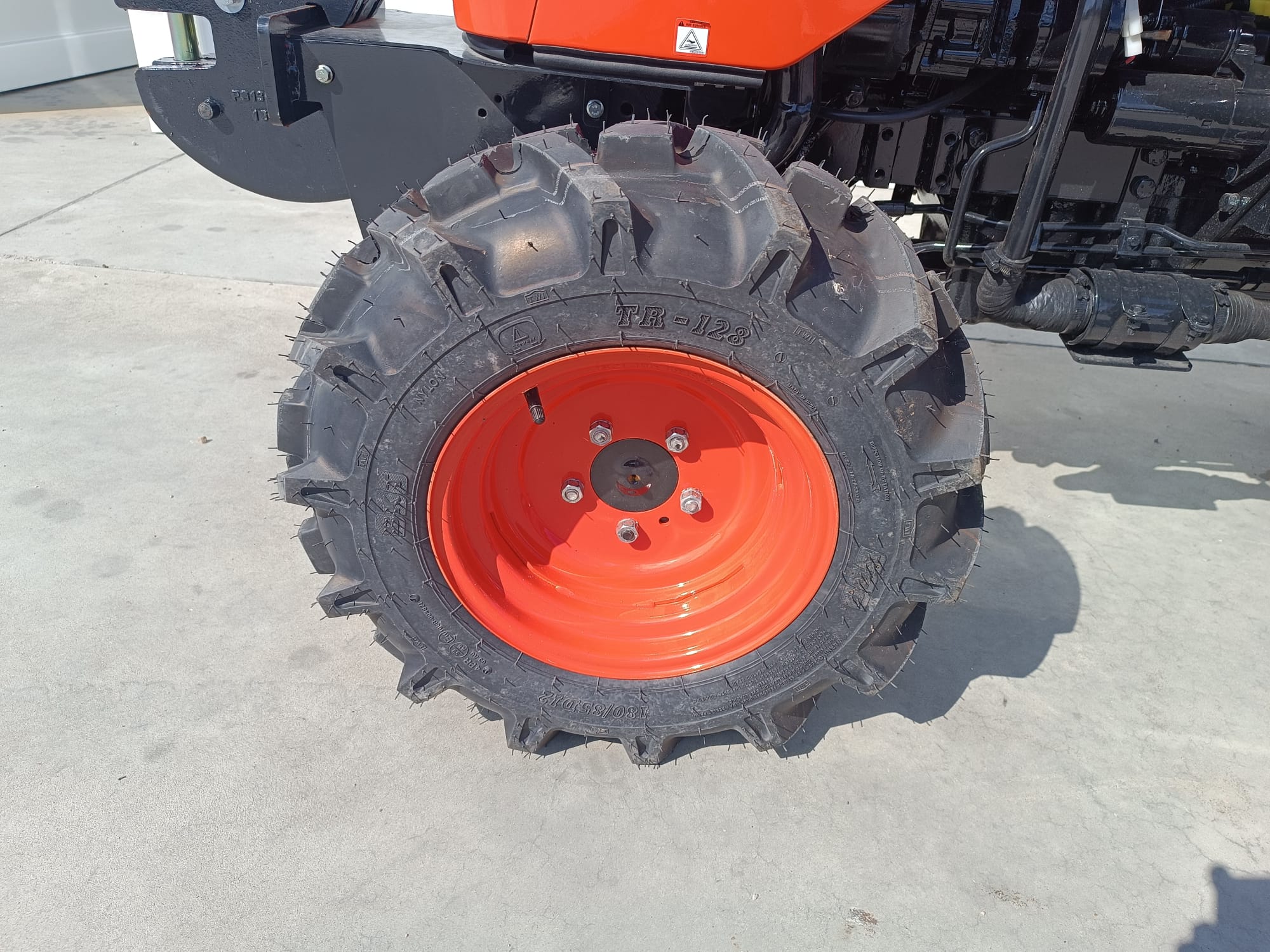 MINI TRACTEUR AVENGER 26