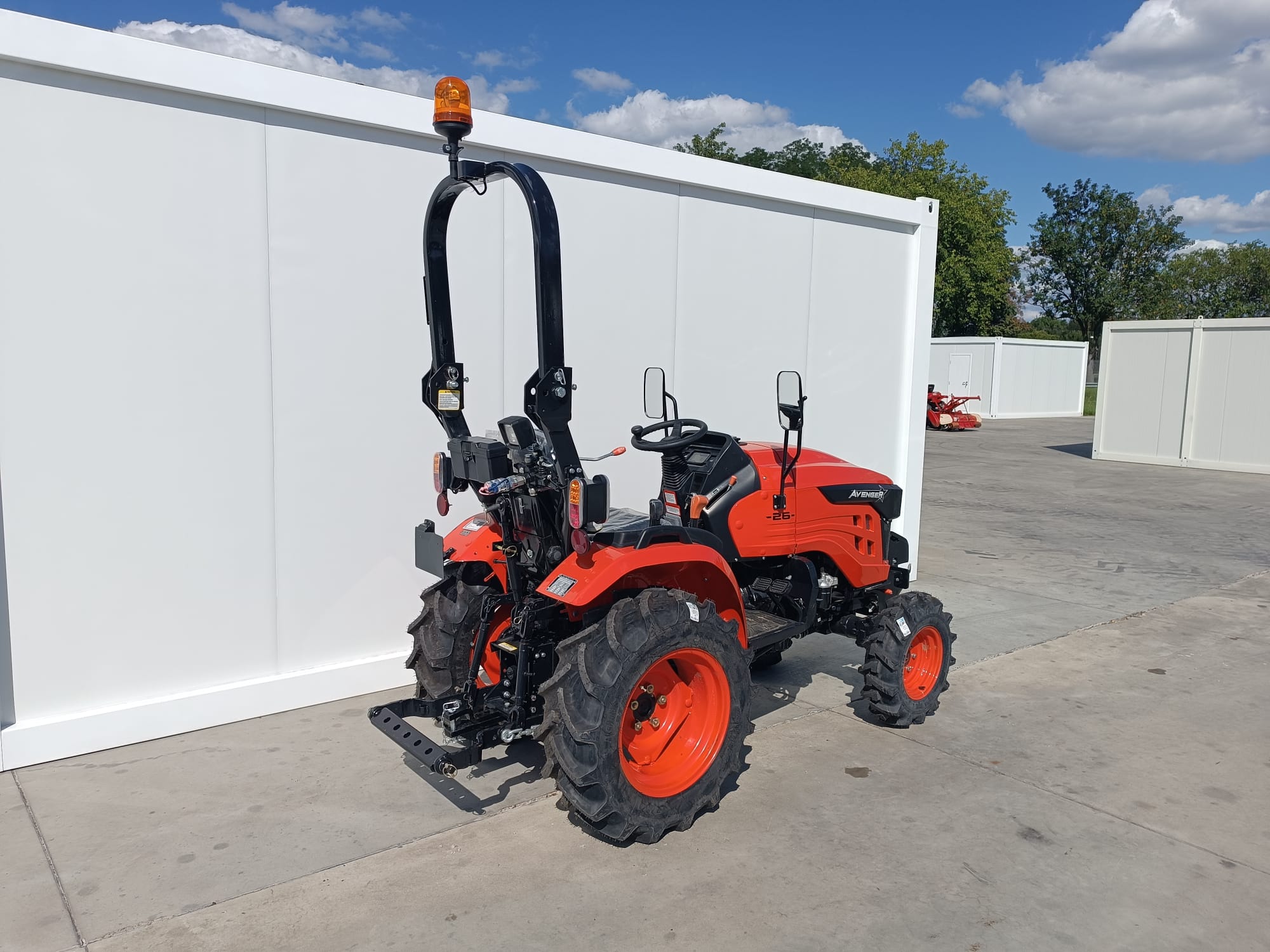 MINI TRACTEUR AVENGER 26