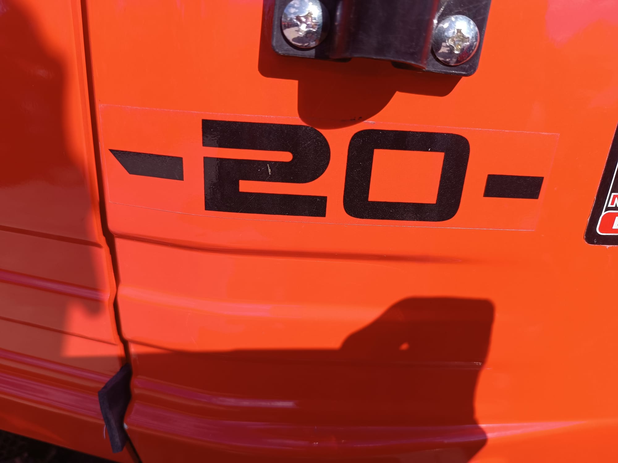 MINI TRACTEUR AVENGER 20