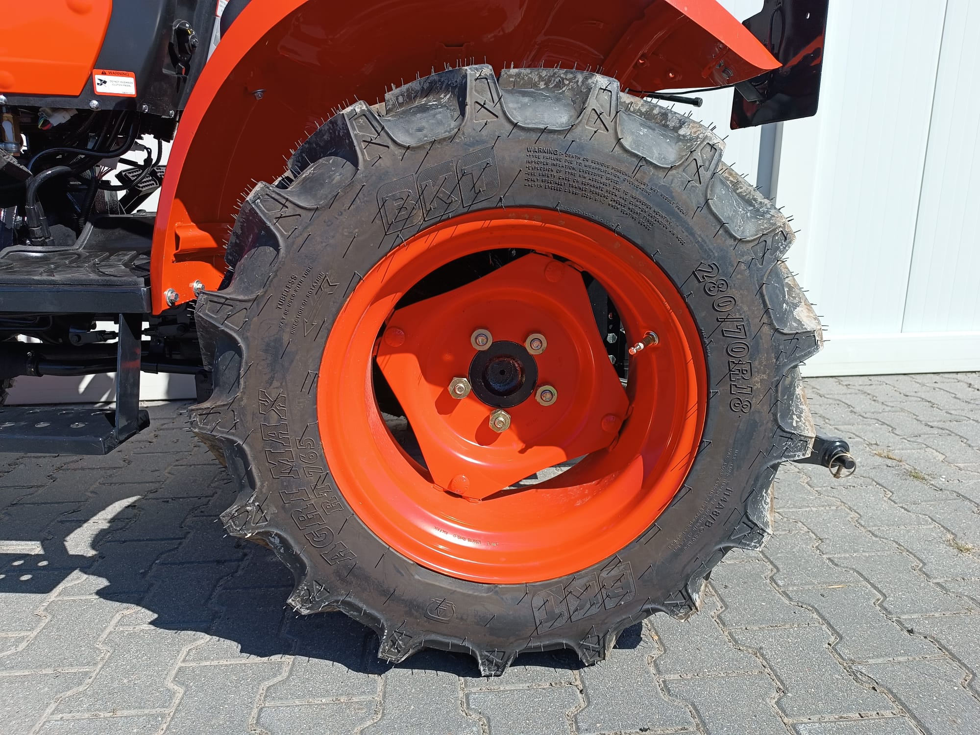 MINI TRACTEUR AVENGER 20