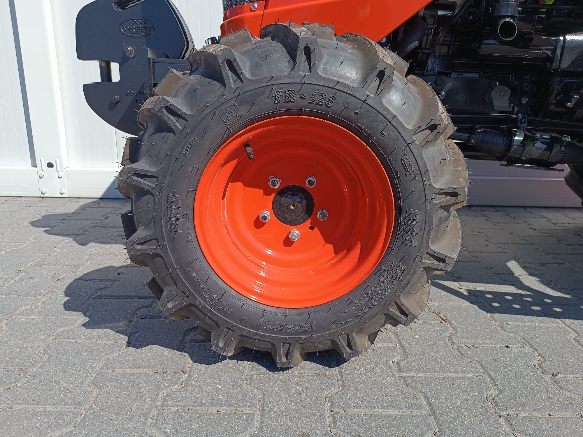 MINI TRACTEUR AVENGER 20