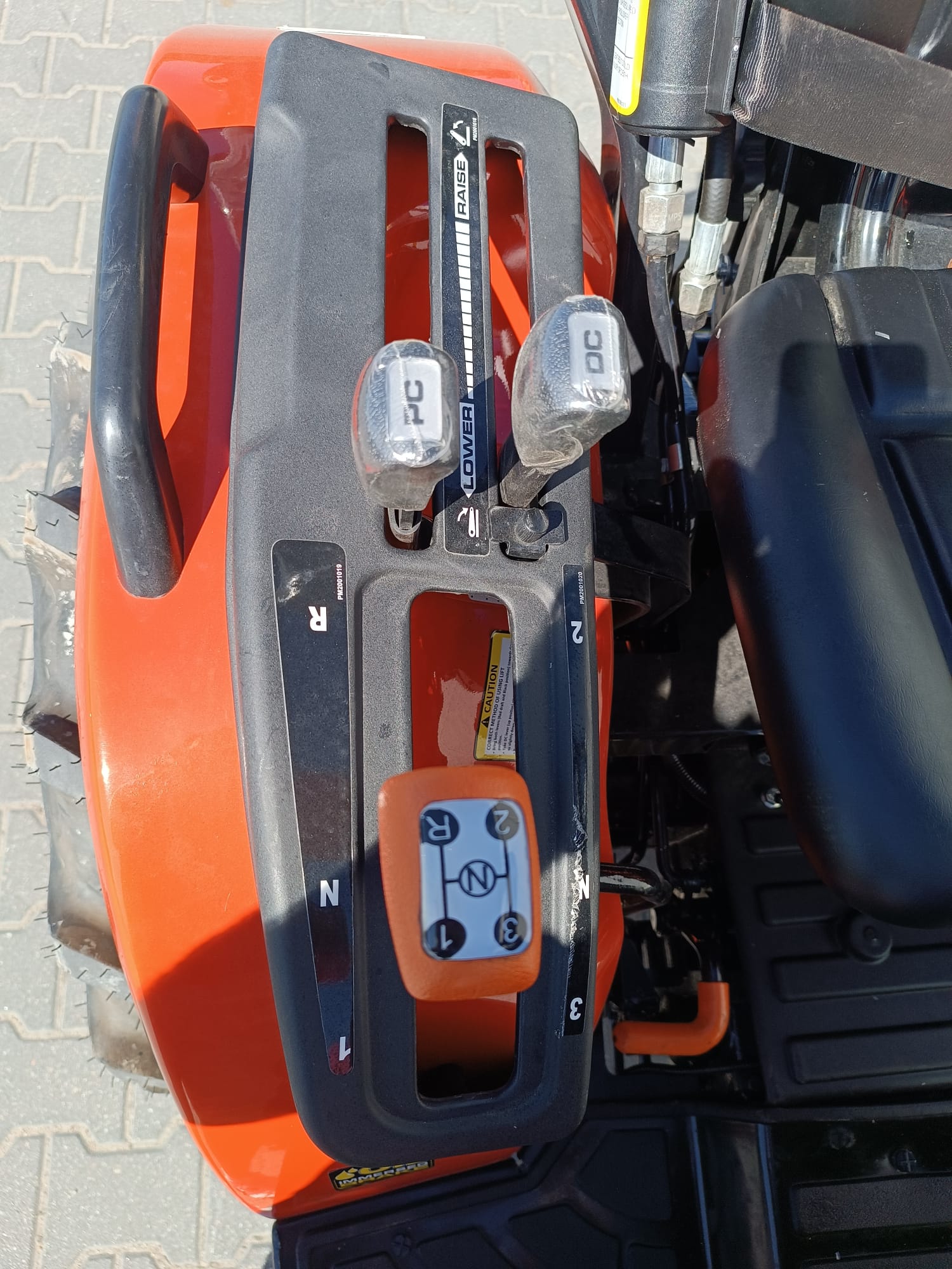 MINI TRACTEUR AVENGER 20