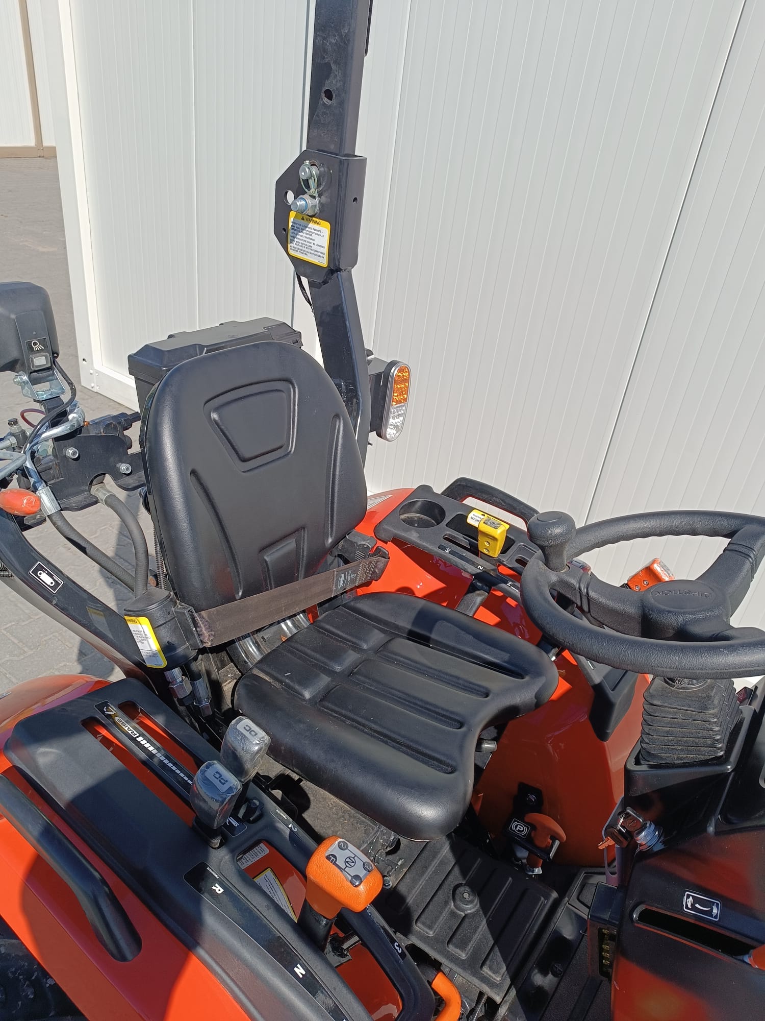 MINI TRACTEUR AVENGER 20