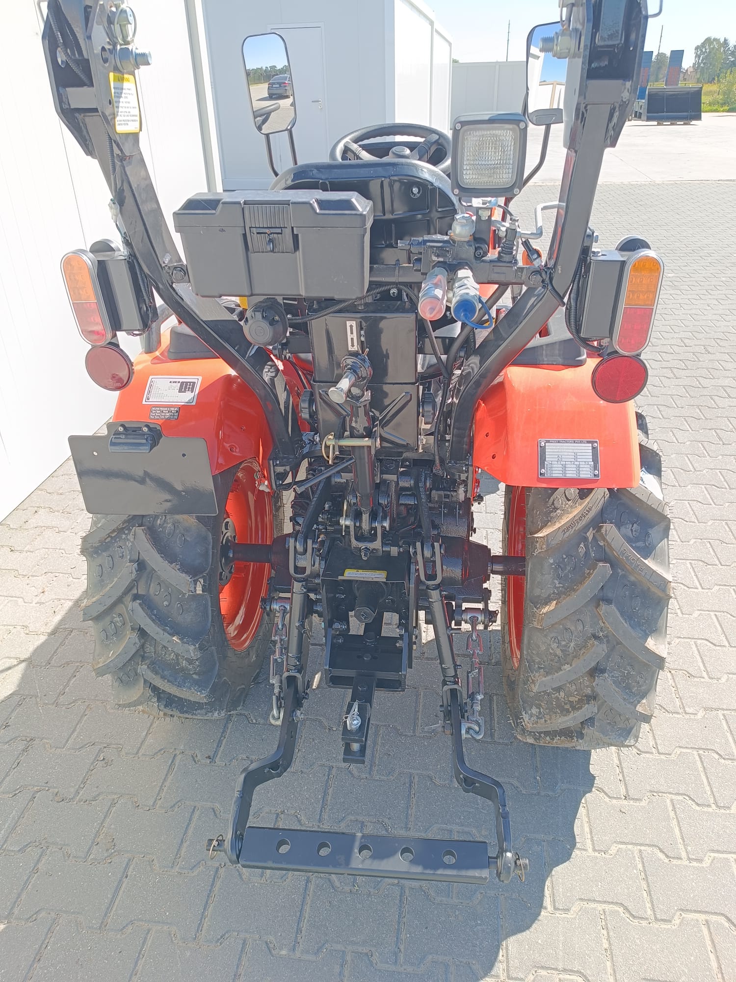 MINI TRACTEUR AVENGER 20