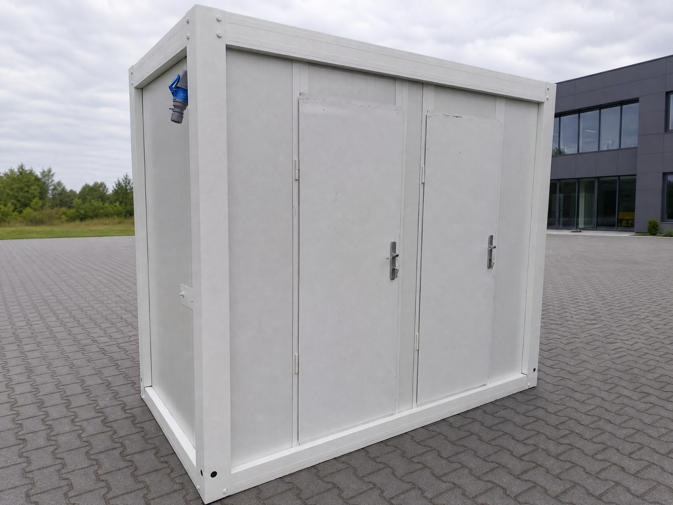Cabines sanitaires / cabines WC + douche doubles, 1,43 × 2,68 m